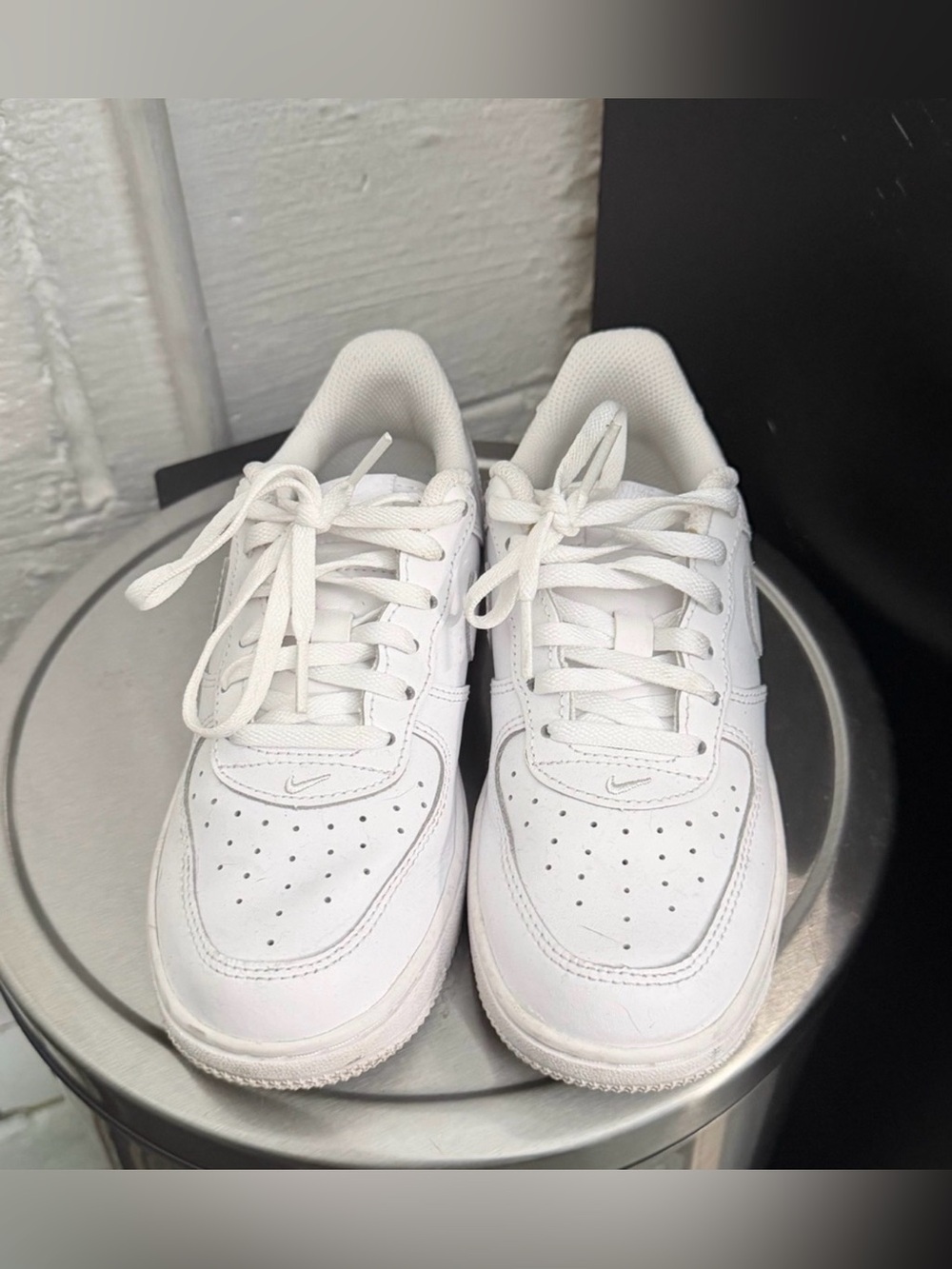 Classic Kids White Leather Sneakers - Low Top
